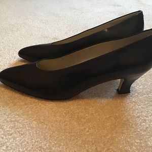 Liz Claiborne Black Dress Heel Shoes
